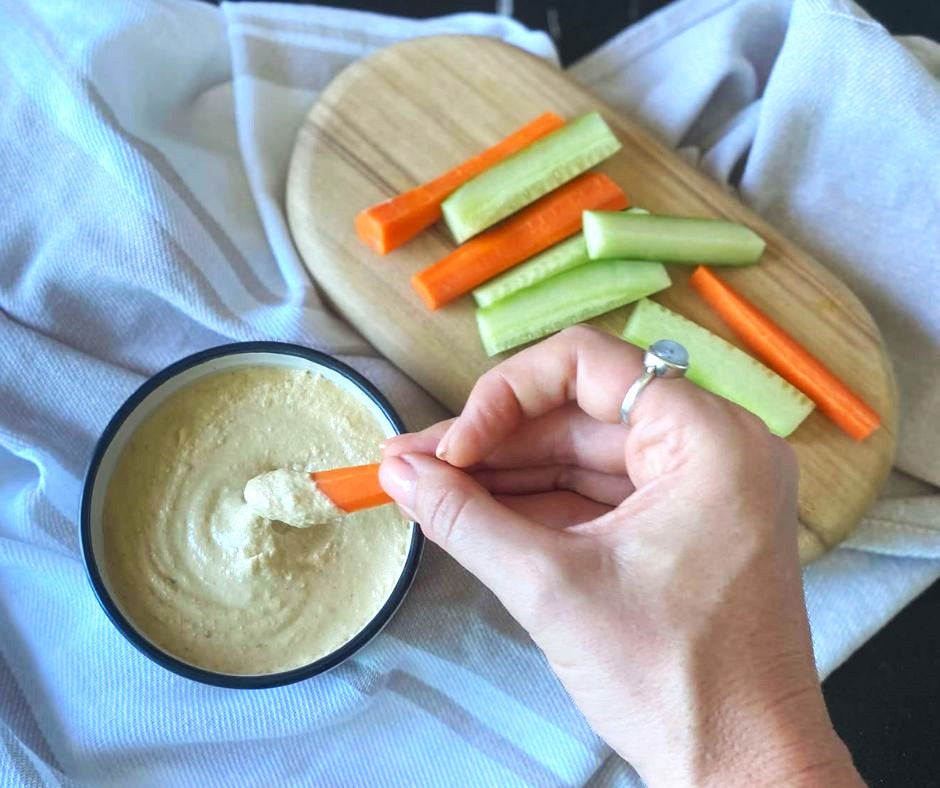 Creamy spiced hummus