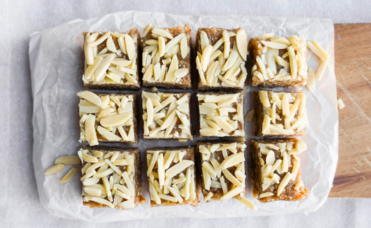 Chewy Caramel, Date and Cashew Slice